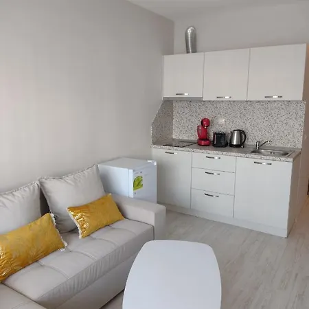 アパート U-Dacha Summer Apartments Destination Bulgaria 2000 サニービーチ