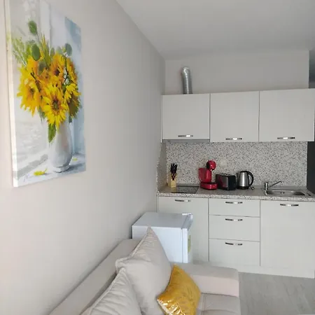 U-Dacha Summer Apartments Destination Bulgaria 2000 شقة ساني بيتش